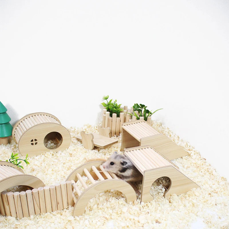 Hamster Wooden Climbing Ladder – Anti-Slip Bridge for Guinea Pigs & Small Animals (S/M/L)